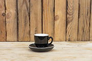 Koffiekop en schotel krat (48 st.) huren